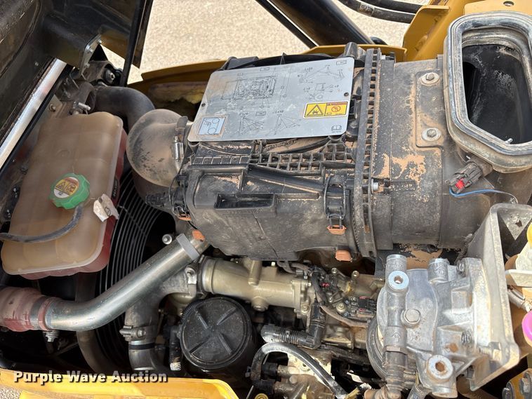 image for item EC8006 2020 Caterpillar 420F2 backhoe