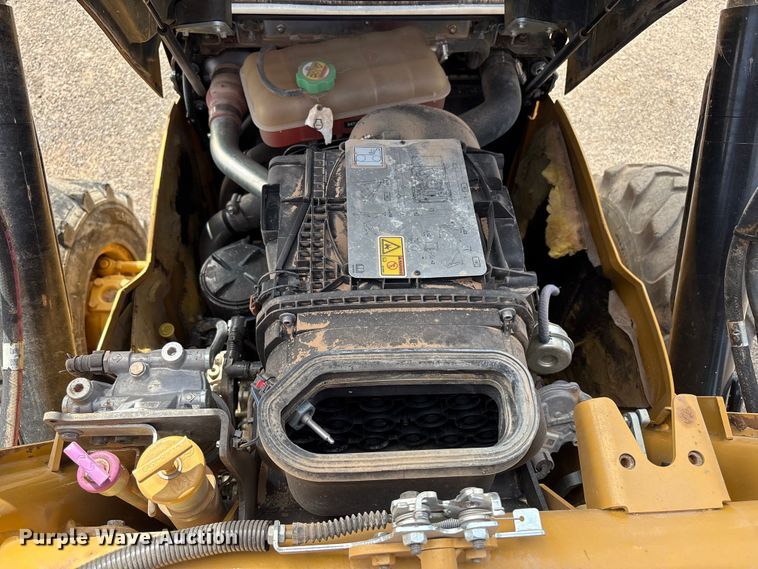 image for item EC8006 2020 Caterpillar 420F2 backhoe