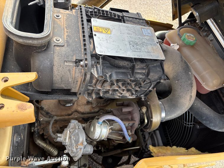 image for item EC8006 2020 Caterpillar 420F2 backhoe