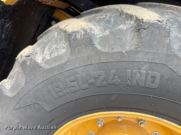 image for item EC8006 2020 Caterpillar 420F2 backhoe