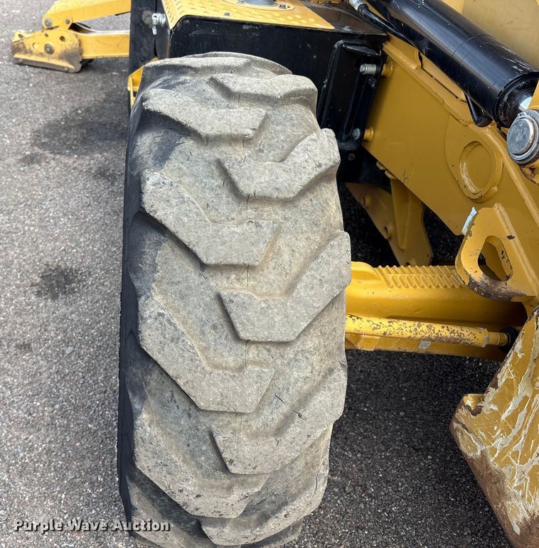 image for item EC8006 2020 Caterpillar 420F2 backhoe