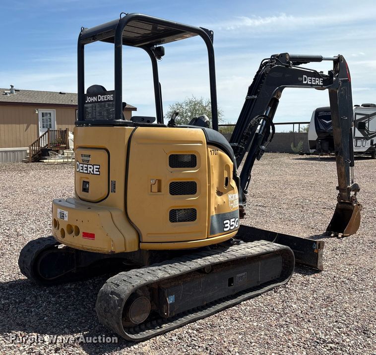 EXCAVADORA 2015 JOHN DEERE 35G