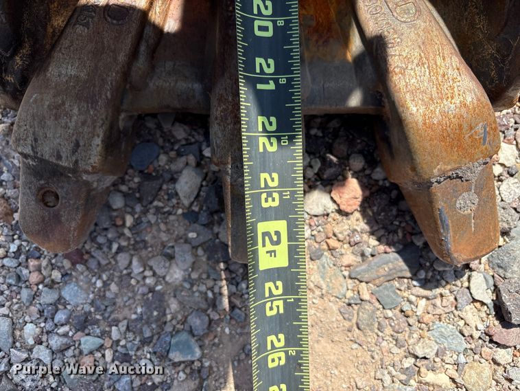 image for item EC8007 2015 John Deere 35G mini excavator