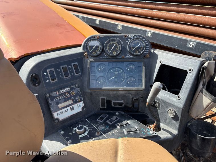 image for item EC8008 2004 Ditch Witch JT1220 Mach 1 directional boring unit