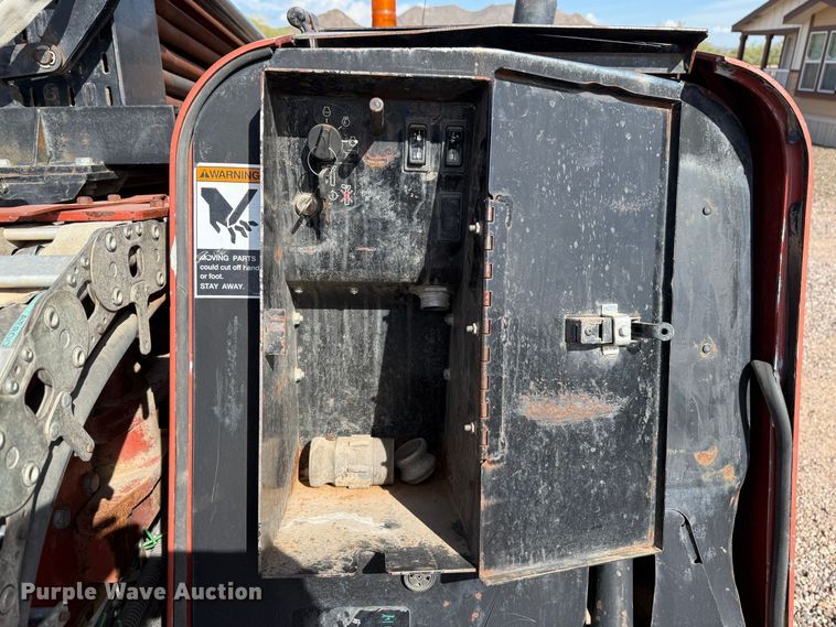 image for item EC8008 2004 Ditch Witch JT1220 Mach 1 directional boring unit