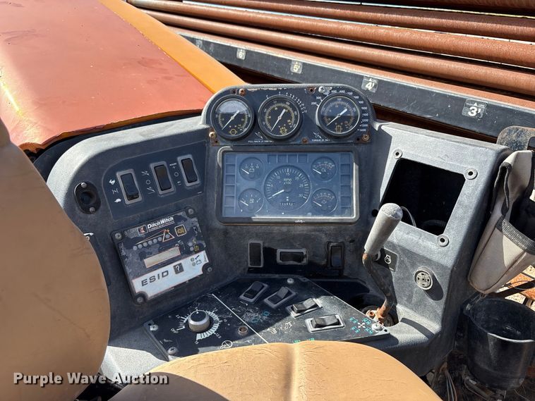 image for item EC8008 2004 Ditch Witch JT1220 Mach 1 directional boring unit