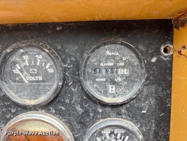 image for item EC8009 2010 Vermeer LP555SDT vacuum excavator