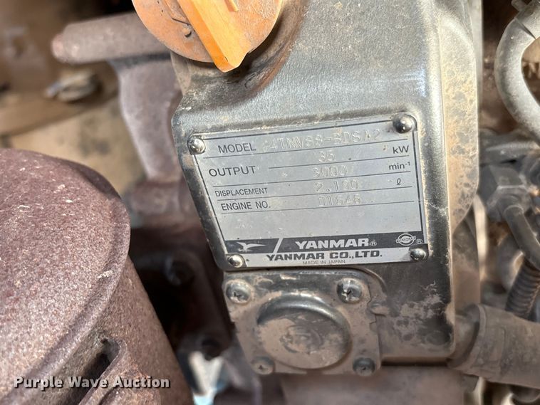 image for item EC8009 2010 Vermeer LP555SDT vacuum excavator