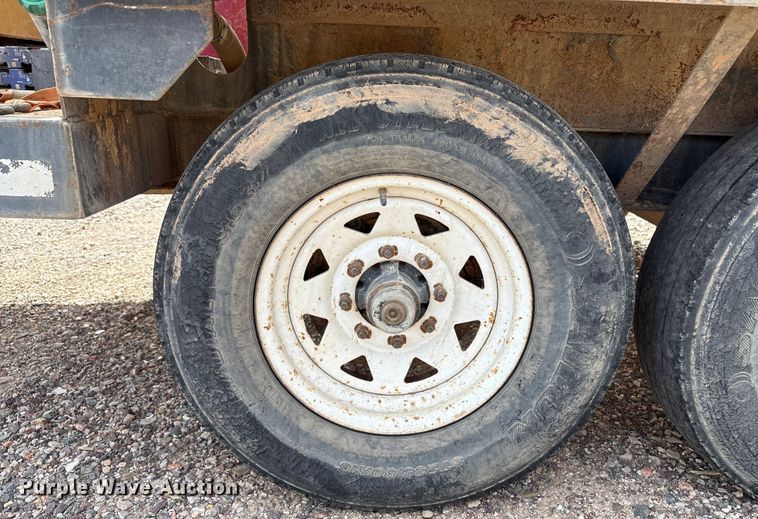 image for item EC8009 2010 Vermeer LP555SDT vacuum excavator