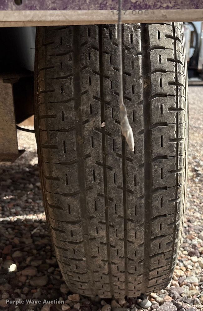 image for item EC8009 2010 Vermeer LP555SDT vacuum excavator