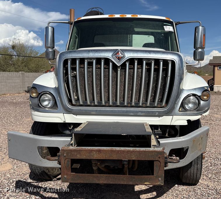 image for item EC8010 2014 International 7400 vacuum truck