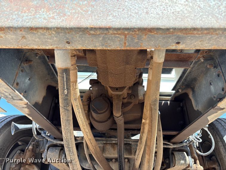 image for item EC8010 2014 International 7400 vacuum truck