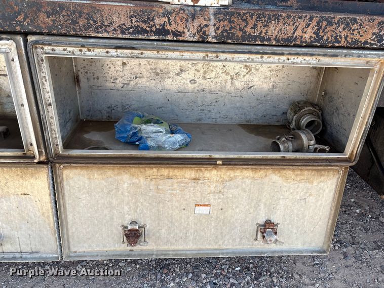 image for item EC8010 2014 International 7400 vacuum truck