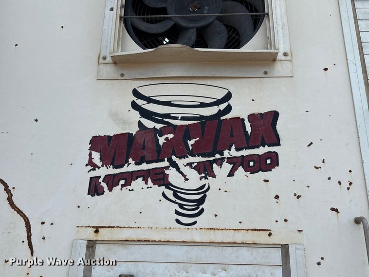 image for item EC8010 2014 International 7400 vacuum truck