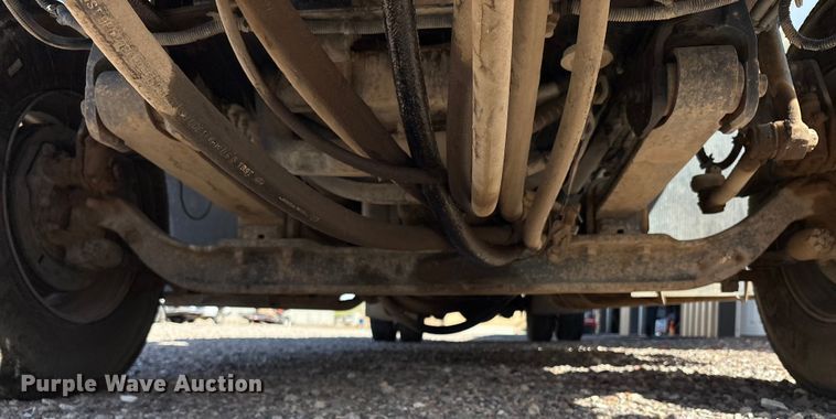 image for item EC8010 2014 International 7400 vacuum truck