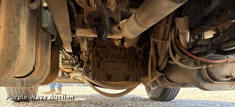 image for item EC8010 2014 International 7400 vacuum truck