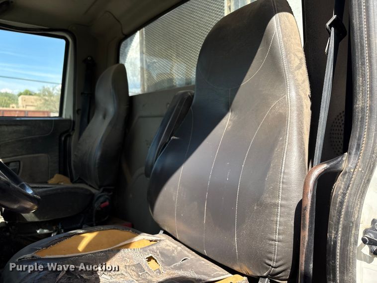 image for item EC8010 2014 International 7400 vacuum truck