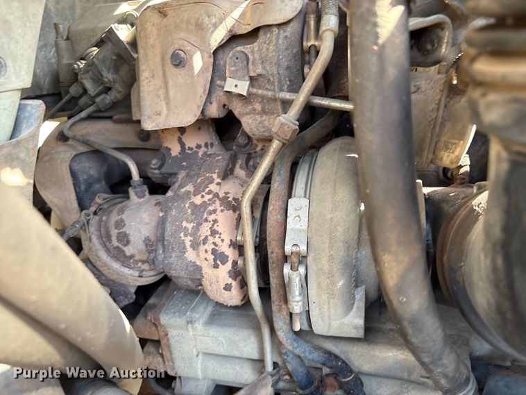 image for item EC8010 2014 International 7400 vacuum truck