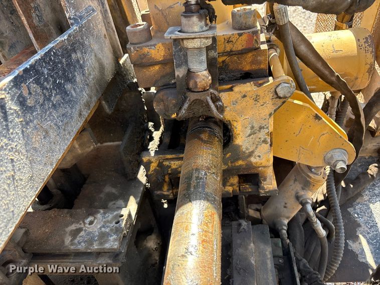 image for item EC8011 2010 Vermeer D20X22ll directional boring unit