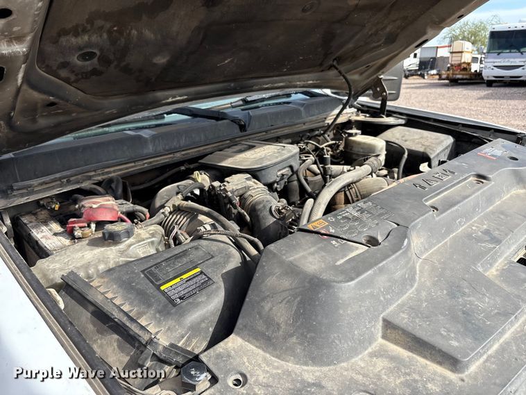 image for item EC8012 2014 Chevrolet Silverado 2500HD Crew Cab pickup truck