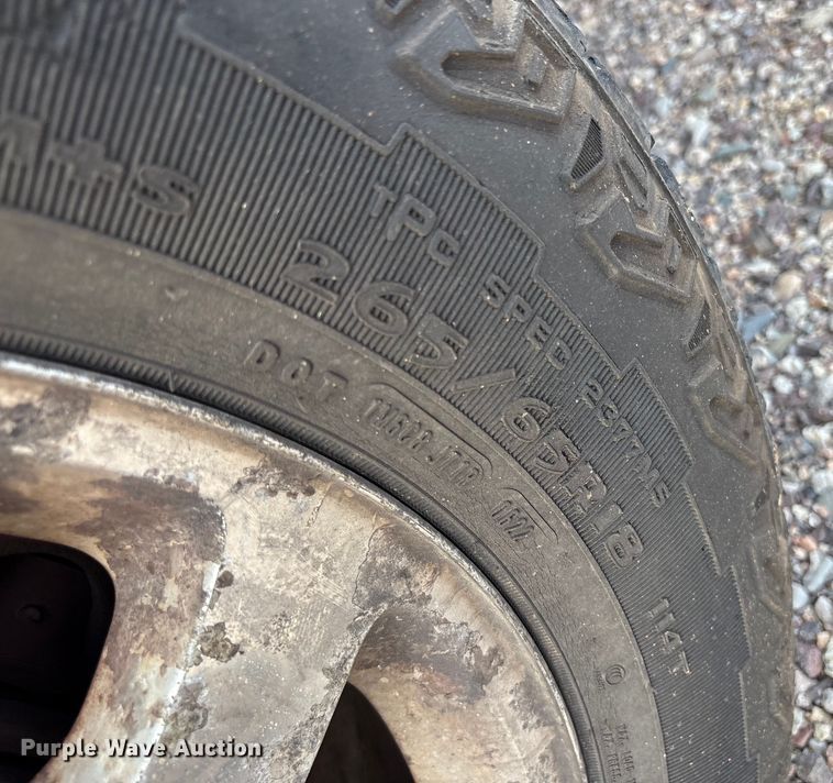 image for item EC8012 2014 Chevrolet Silverado 2500HD Crew Cab pickup truck