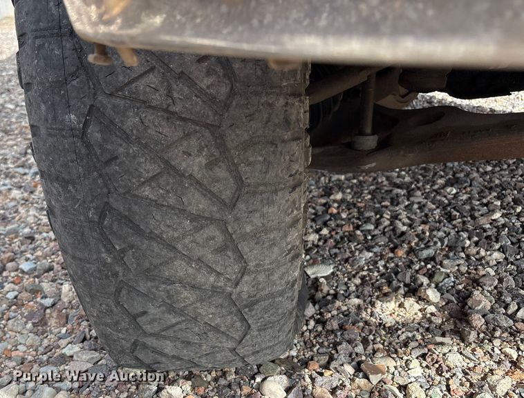 image for item EC8012 2014 Chevrolet Silverado 2500HD Crew Cab pickup truck