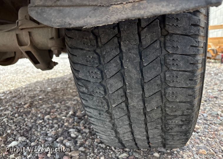 image for item EC8012 2014 Chevrolet Silverado 2500HD Crew Cab pickup truck