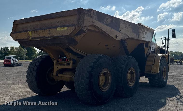 image for item ED1521 2013 Caterpillar 740B articulated haul truck