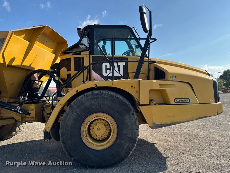 image for item ED1521 2013 Caterpillar 740B articulated haul truck