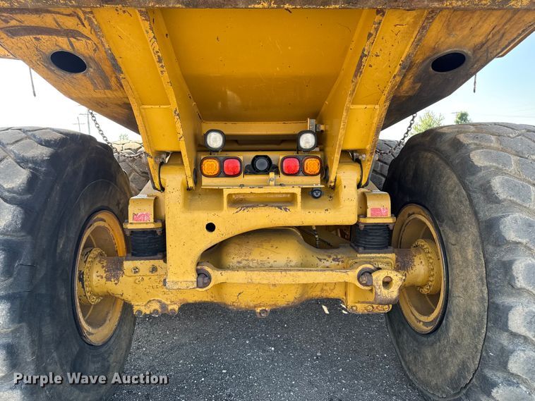 image for item ED1521 2013 Caterpillar 740B articulated haul truck