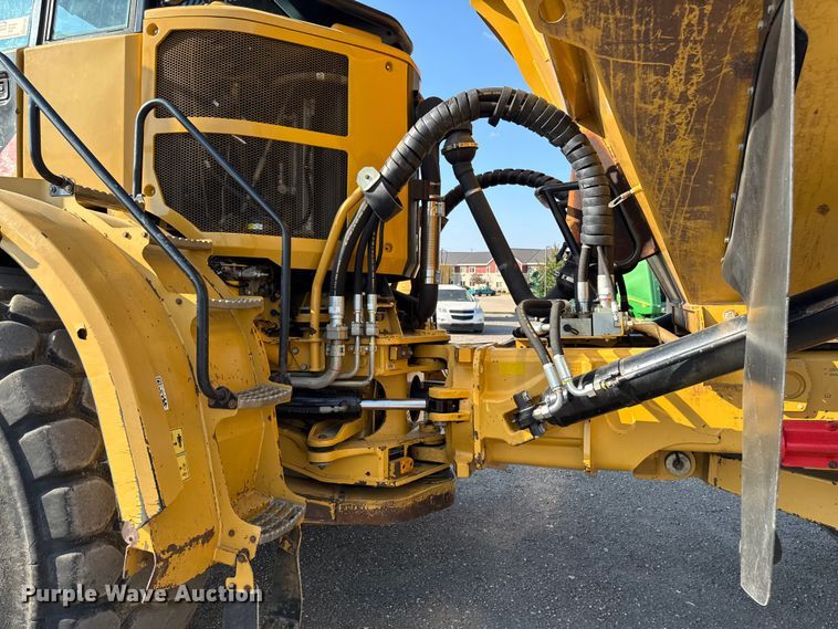 image for item ED1521 2013 Caterpillar 740B articulated haul truck