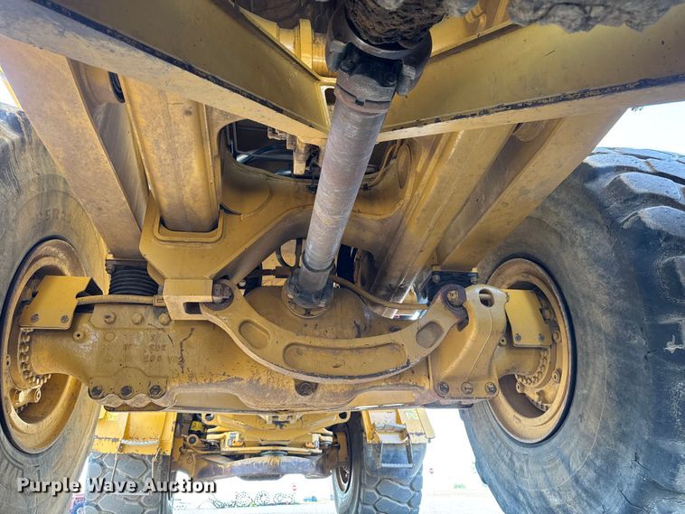 image for item ED1521 2013 Caterpillar 740B articulated haul truck