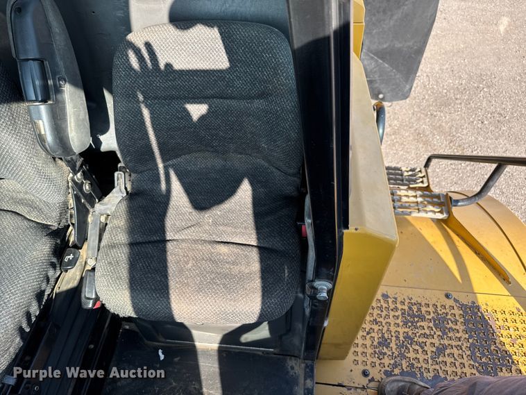 image for item ED1521 2013 Caterpillar 740B articulated haul truck