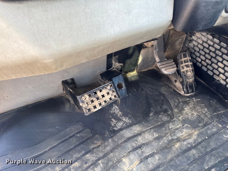 image for item ED1521 2013 Caterpillar 740B articulated haul truck