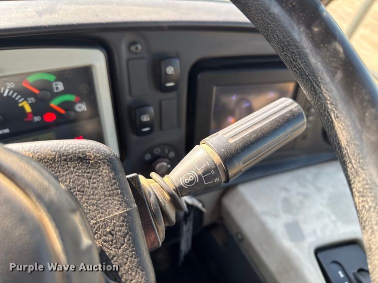 image for item ED1521 2013 Caterpillar 740B articulated haul truck