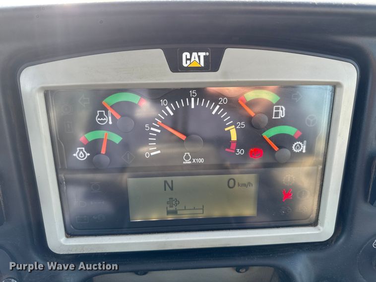 image for item ED1521 2013 Caterpillar 740B articulated haul truck