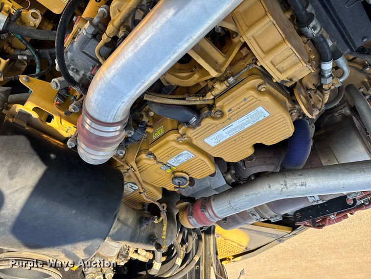 image for item ED1521 2013 Caterpillar 740B articulated haul truck