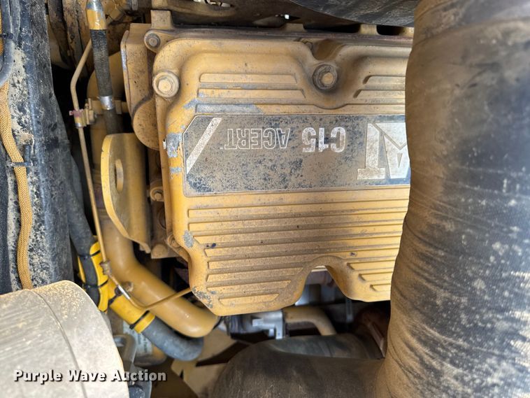 image for item ED1521 2013 Caterpillar 740B articulated haul truck