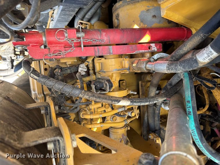 image for item ED1521 2013 Caterpillar 740B articulated haul truck