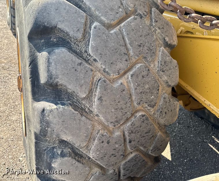 image for item ED1521 2013 Caterpillar 740B articulated haul truck