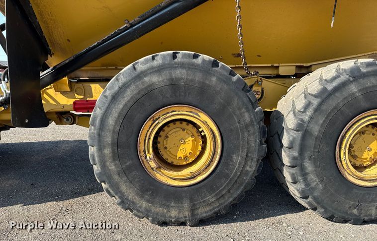 image for item ED1521 2013 Caterpillar 740B articulated haul truck