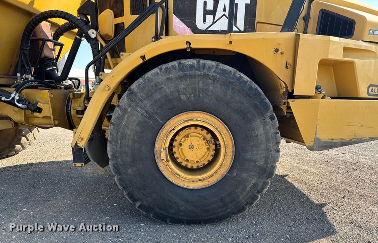 image for item ED1521 2013 Caterpillar 740B articulated haul truck