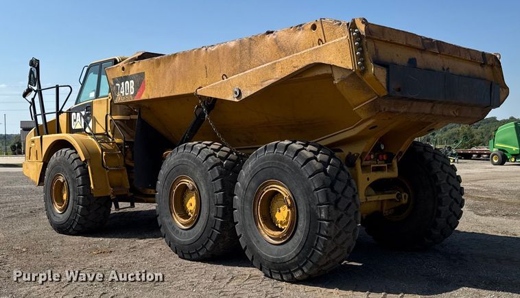 image for item ED1523 2012 Caterpillar 740B articulated haul truck