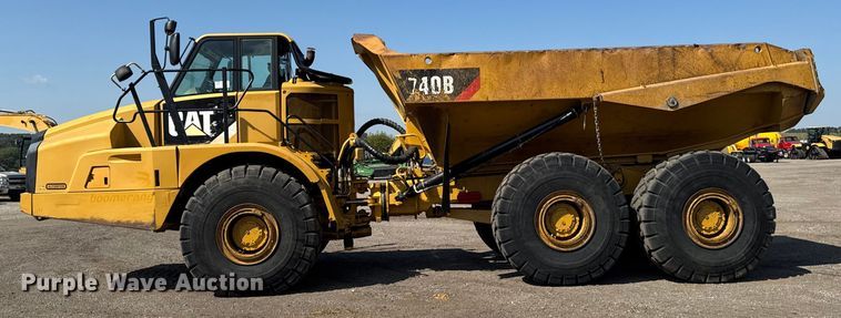 image for item ED1523 2012 Caterpillar 740B articulated haul truck