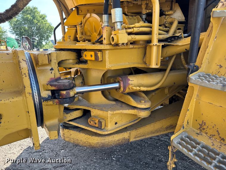 image for item ED1523 2012 Caterpillar 740B articulated haul truck