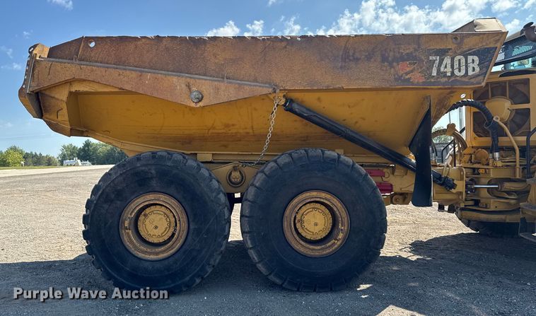 image for item ED1523 2012 Caterpillar 740B articulated haul truck