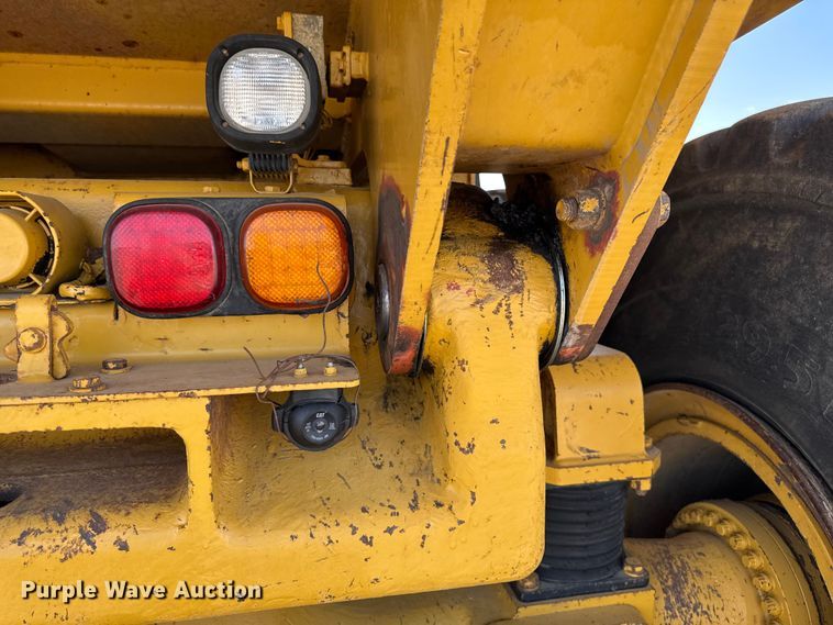 image for item ED1523 2012 Caterpillar 740B articulated haul truck