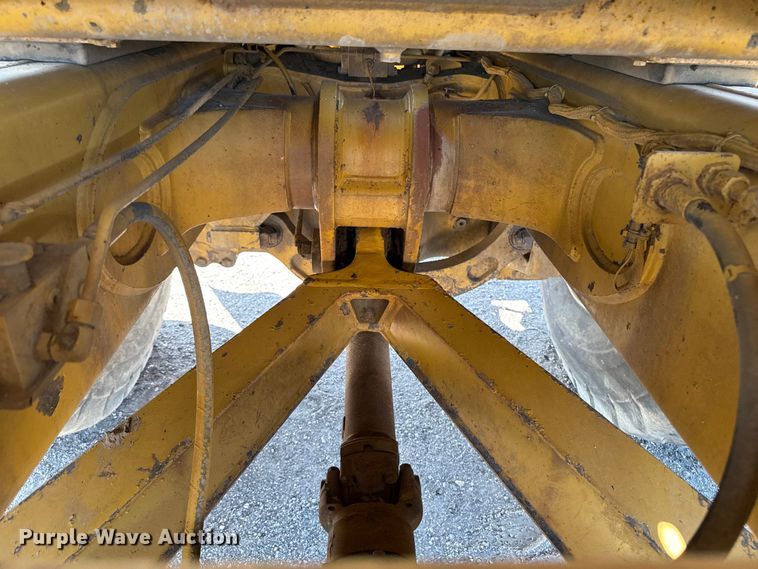 image for item ED1523 2012 Caterpillar 740B articulated haul truck