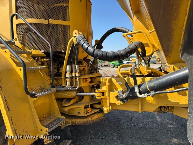 image for item ED1523 2012 Caterpillar 740B articulated haul truck