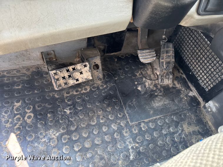 image for item ED1523 2012 Caterpillar 740B articulated haul truck